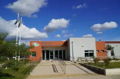Realizaron en Merlo una cirugía que marca un antes y un después: cuatro incisiones y un logro inédito