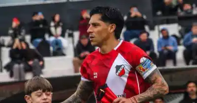El gesto que le costó la roja a Enzo Pérez: ¿se pierde el clásico ante el Tomba?