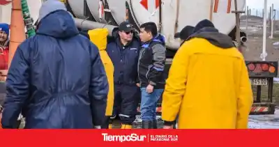 El drama de los barrios inundados: Vidal recorrió las zonas más afectadas y lanzó una fuerte advertencia