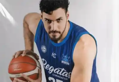 Regatas Corrientes suma experiencia: Roberto Acuña llega para defender el prestigio