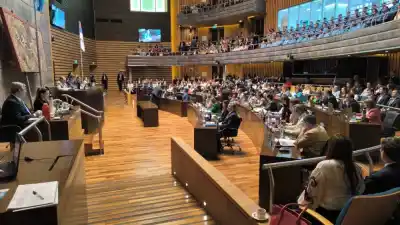 Renuncias en blanco y un bloque que se resiste: la jugada de 13 diputados que sacudió la Legislatura