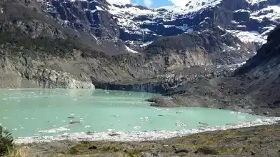 El glaciar negro que esconde la Patagonia: un fenómeno único que pocos conocen