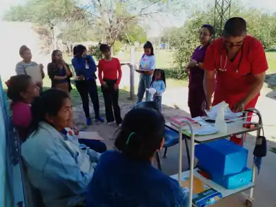 Llegaron a la colonia San Carlos con atención médica y odontológica gratuita