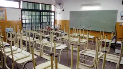 No vuelven a las aulas: el paro docente que complica el regreso a clases