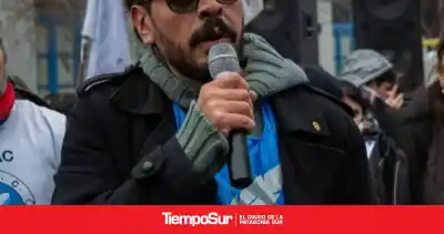 Denuncian que trasladan a empleados legislativos para meter más cargos políticos