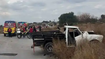 Chocó de frente contra una camioneta y murió en el acto: el conductor del otro vehículo terminó grave