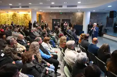 El día que 42 familias dejaron de ser adjudicatarias: el cambio que nadie esperaba