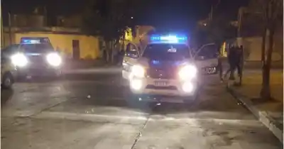 Pelea callejera en barrio Norte Grande: lo apuñalaron y murió en el hospital