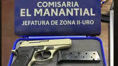 Allanan una vivienda en El Manantial y secuestran un arma por amenazas
