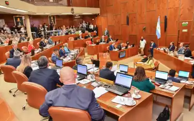 Una capacitación que terminó en tragedia: el dolor de Diputados por los siete héroes caídos