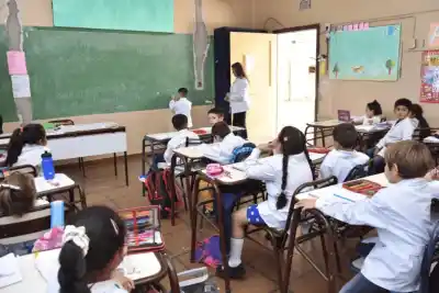 Duelo provincial en San Juan: ¿suspenden las clases este jueves?