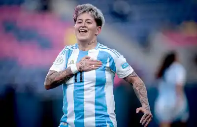 Vuelve al país tras cuatro años: la delantera de la Selección que se suma a Talleres
