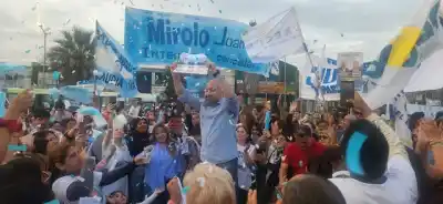 Cierre de campaña de Mirolo: promesas de seguridad y cultura para La Banda