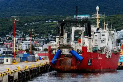 Adjudican millonaria obra en el puerto de Ushuaia con un sobreprecio del 18% y ocultan datos clave