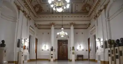Pullaro encabeza la reapertura del Senado renovado: ¿qué cambios esconde el recinto?