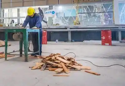El ladrillo vuelve a picar: los números que esconden las dos ciudades fueguinas
