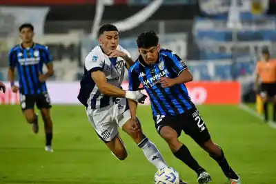 Atlético Tucumán viajó sin Laméndola: la negociación con Newell's que tiene en vilo al decano