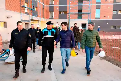 Gobernador Torres confirmó la fecha de entrega de las primeras 68 viviendas para policías en Trelew