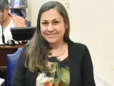 Asume Ana Costa en la UCR Capital y lanza un mensaje: “El radicalismo debe recordar quién es”