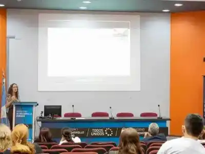 Formosa da un paso clave contra las hepatitis: ¿qué reveló la jornada que reunió a cientos de profesionales?