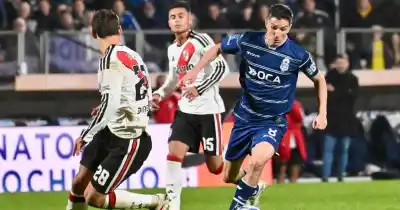La noche en que Gimnasia tocó el cielo: el gol que emocionó a todo el Bosque
