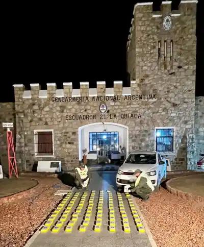 Intentaron meter 106 kilos de cocaína por la frontera: el conductor quedó detenido