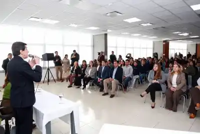 El gesto de Sadir que cambió la vida de 130 trabajadores escolares en Jujuy