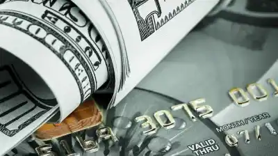 Dólar oficial y tarjeta: los precios banco por banco este jueves