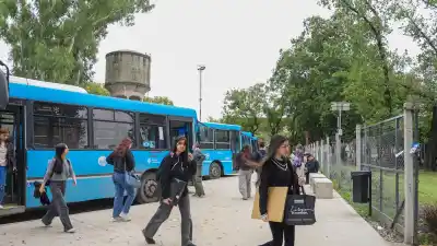 Colectivero que atropelló y mató a un hombre en situación de calle se entregó a la Justicia