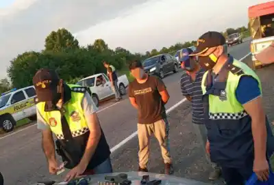 Demoran a un hombre y secuestran un arma en un operativo antidroga en Monteros