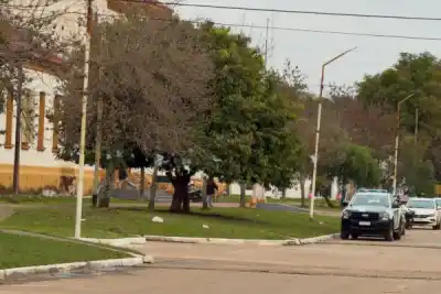 Entraron a patadas, robaron y dejaron un mensaje de terror en una escuela de Corrientes