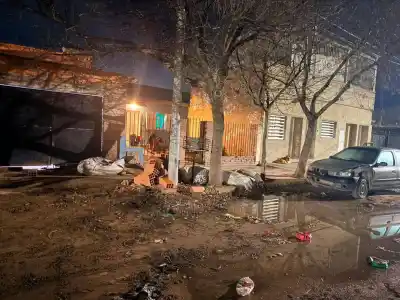 Se peleó con dos hombres para defender a una mujer y terminó detenido: tenía una condena por homicidio
