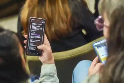 ¿Sabés cómo impacta la cultura digital en las aulas? El CPE lanza una capacitación clave para docentes