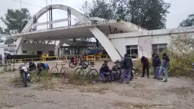Paro en Zapla: trabajadores exigen salarios dignos y denuncian que deben tener dos empleos