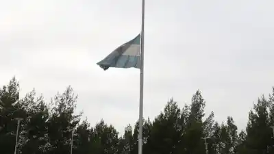 Tragedia aérea en Valle Fértil: qué actividades quedaron suspendidas por el duelo provincial