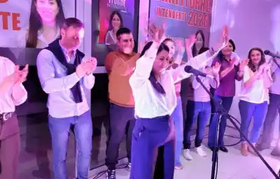 Yanina Iturre cerró su campaña en Fernández con un acto multitudinario y prometió 'la victoria del trabajo y el desarrollo'