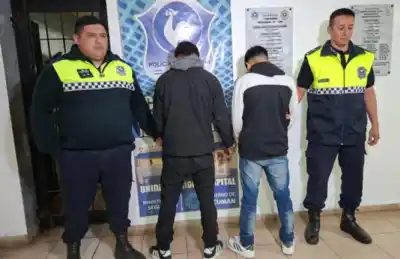 Le pidieron un taxi, lo golpearon y le robaron: la víctima los reconoció en la calle