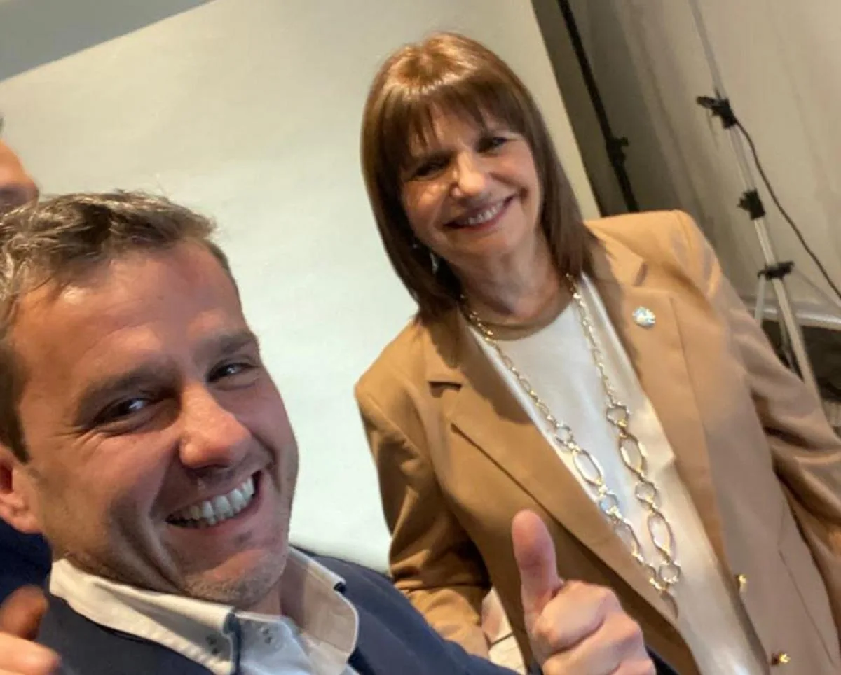 apoyo-campero-junto-patricia-bullrich-997114-101811.jpg