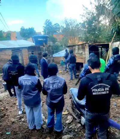 Allanaron una vivienda en Bernardo de Irigoyen y lo que secuestraron podría ser clave en un caso de grooming