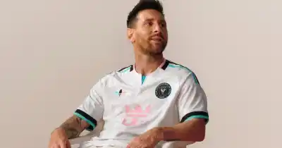 Con Messi y otro rosarino de fondo, Inter Miami presentó su nueva camiseta "Cénit"