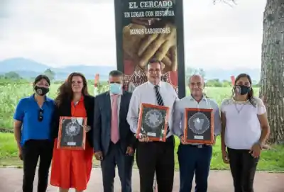Las Randeras de El Cercado recibieron la visita del ministro de Cultura de la Nación