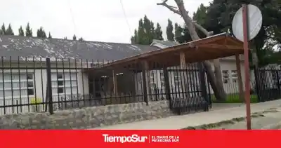 Frío extremo y fallas edilicias: dos escuelas de El Calafate no pudieron reabrir sus puertas