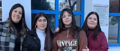 Jóvenes de la Escuela Comercial ya se capacitan en el EINAT: ¿qué tareas realizarán?