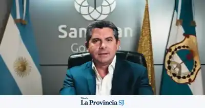 Mientras colocaba bonos en el exterior, Orrego cortó su gira y vuelve a San Juan por la tragedia aérea