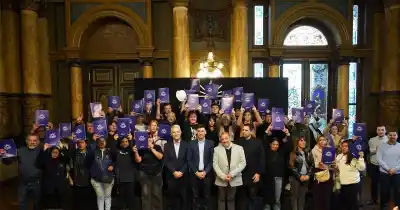 Fin a 15 años de contrataciones directas: así se repartirán 2.500 millones en cooperativas en La Plata