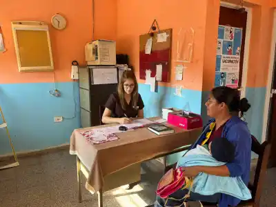Salud sin fronteras: el operativo que llegó a Laka Wichí con atención gratuita y medicamentos