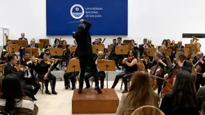 Buscan banda local para unir rock y pop de los 80 y 90 con orquesta sinfónica