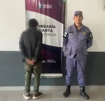 Lo detuvieron por merodear y descubrieron que era buscado por violencia de género