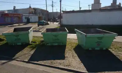 Tres volquetes ya están operativos en el norte de Rawson: ¿dónde están y qué se puede tirar?