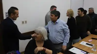 Gobierno y ATE cierran un acta: los números que definirán el sueldo de los estatales